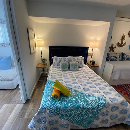 Kasa Ocean Breeze Beachfront Condo Pool San Juan Exteriör bild