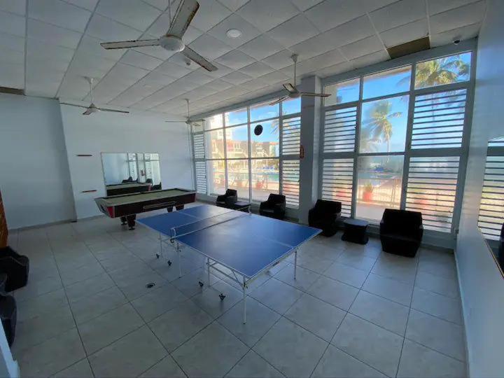 Kasa Ocean Breeze Beachfront Condo Pool San Juan Exteriör bild