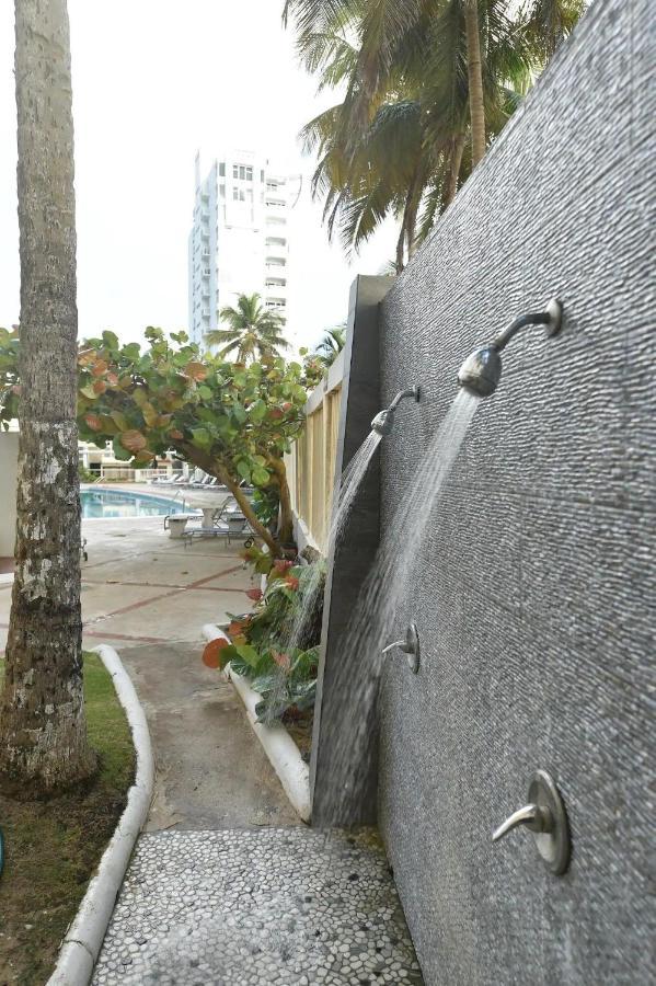 Kasa Ocean Breeze Beachfront Condo Pool San Juan Exteriör bild