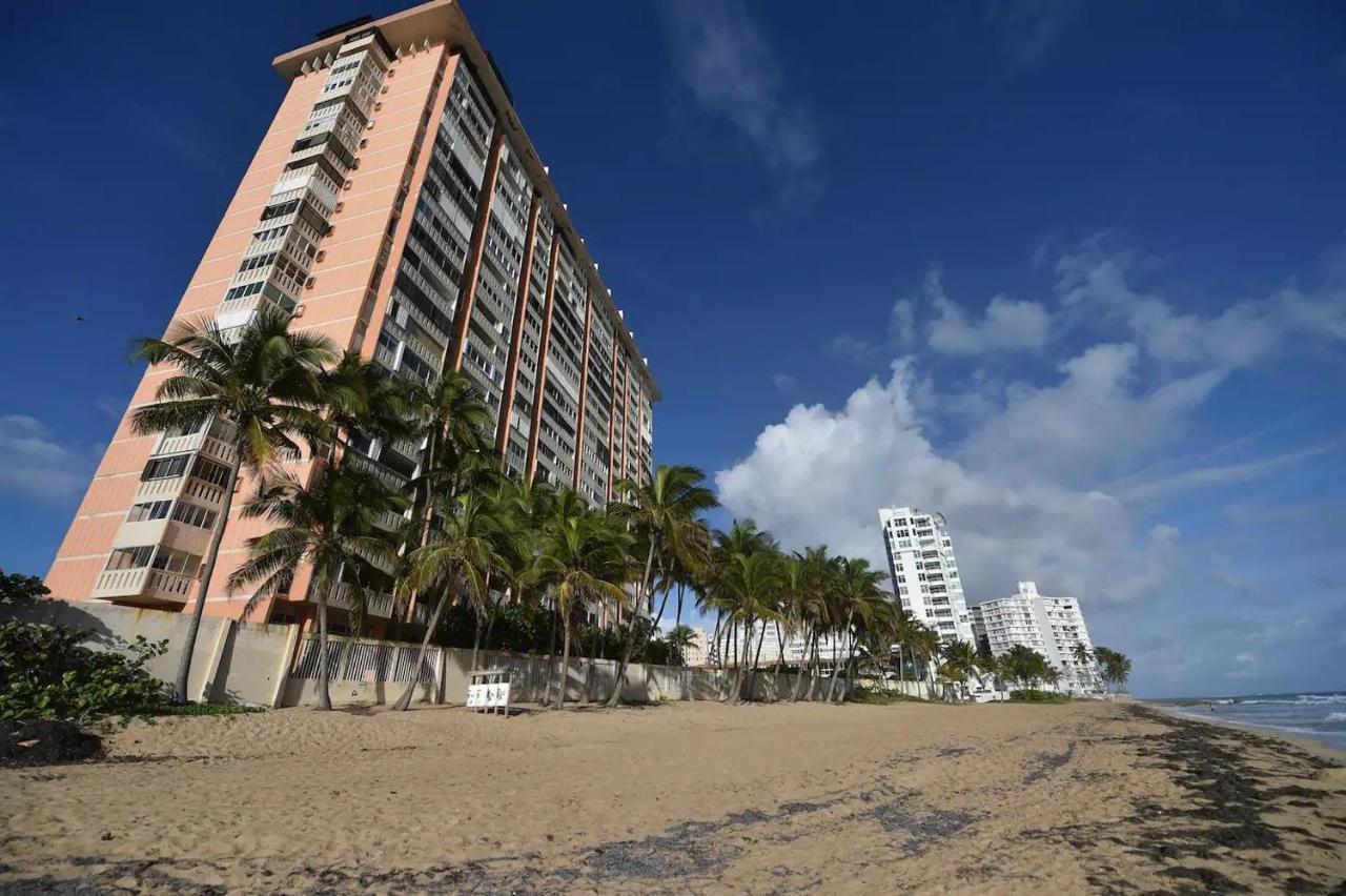 Kasa Ocean Breeze Beachfront Condo Pool San Juan Exteriör bild